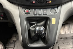 valkoinen Nissan NV200 2013 kuva 20.