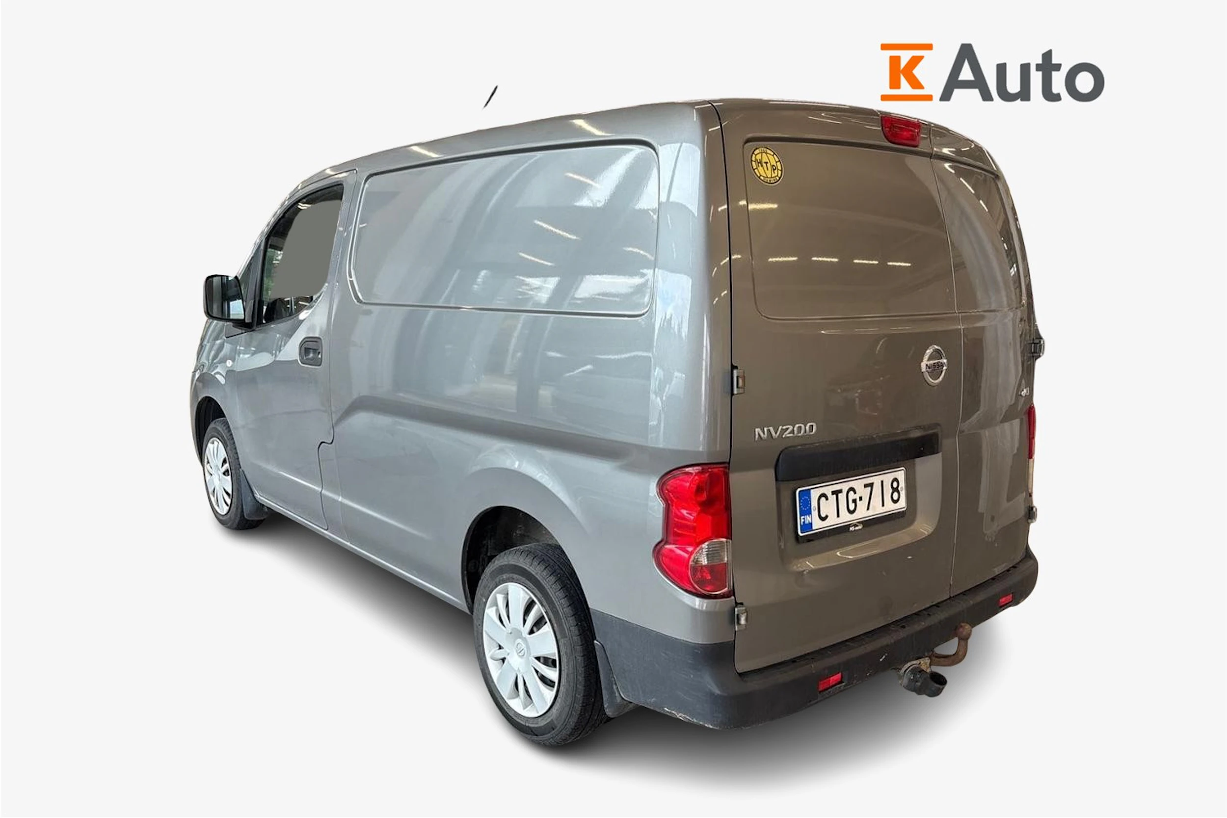 harmaa Nissan NV200 2015 kuva 2.