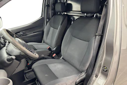 harmaa Nissan NV200 2015 kuva 8.