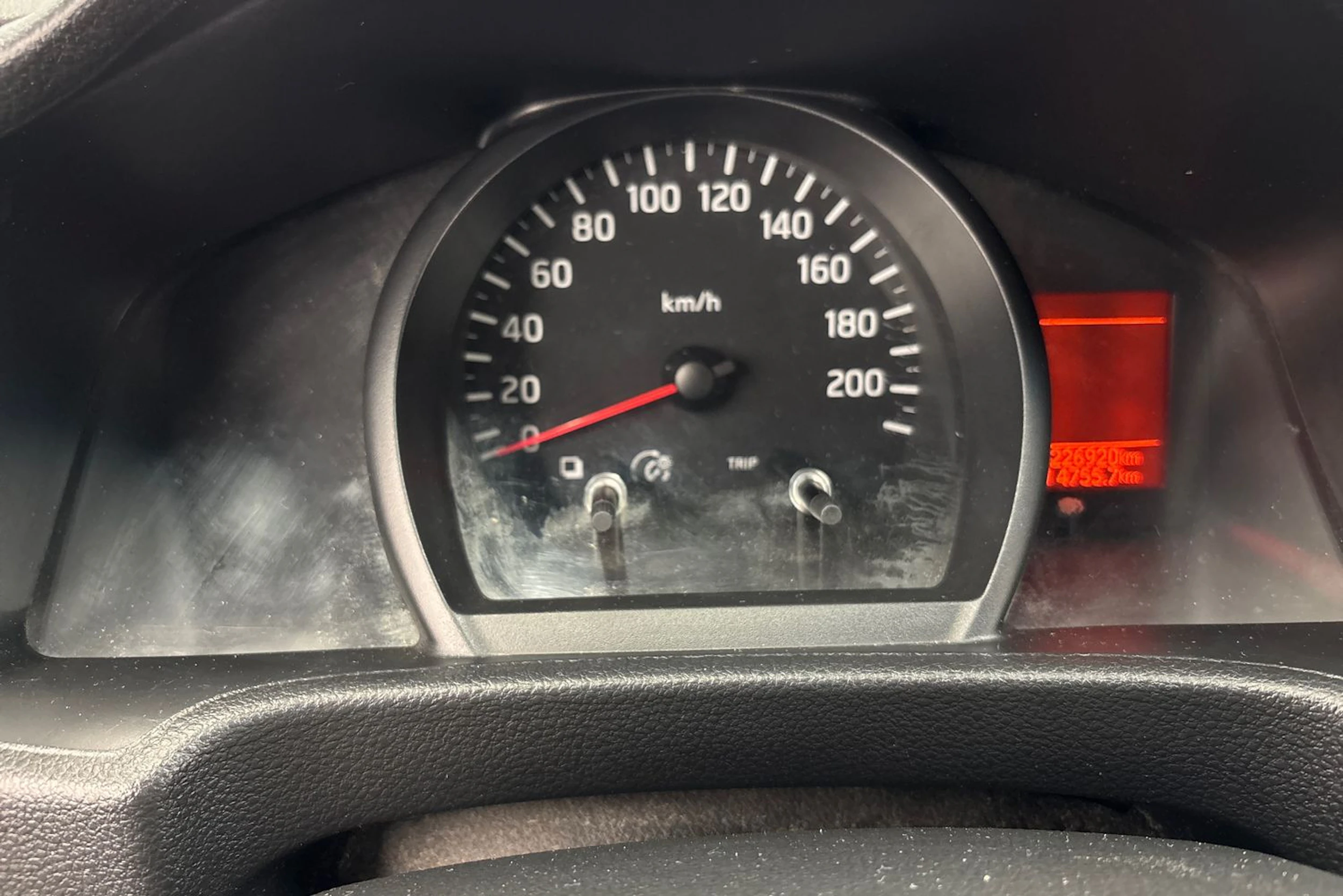 harmaa Nissan NV200 2015 kuva 10.