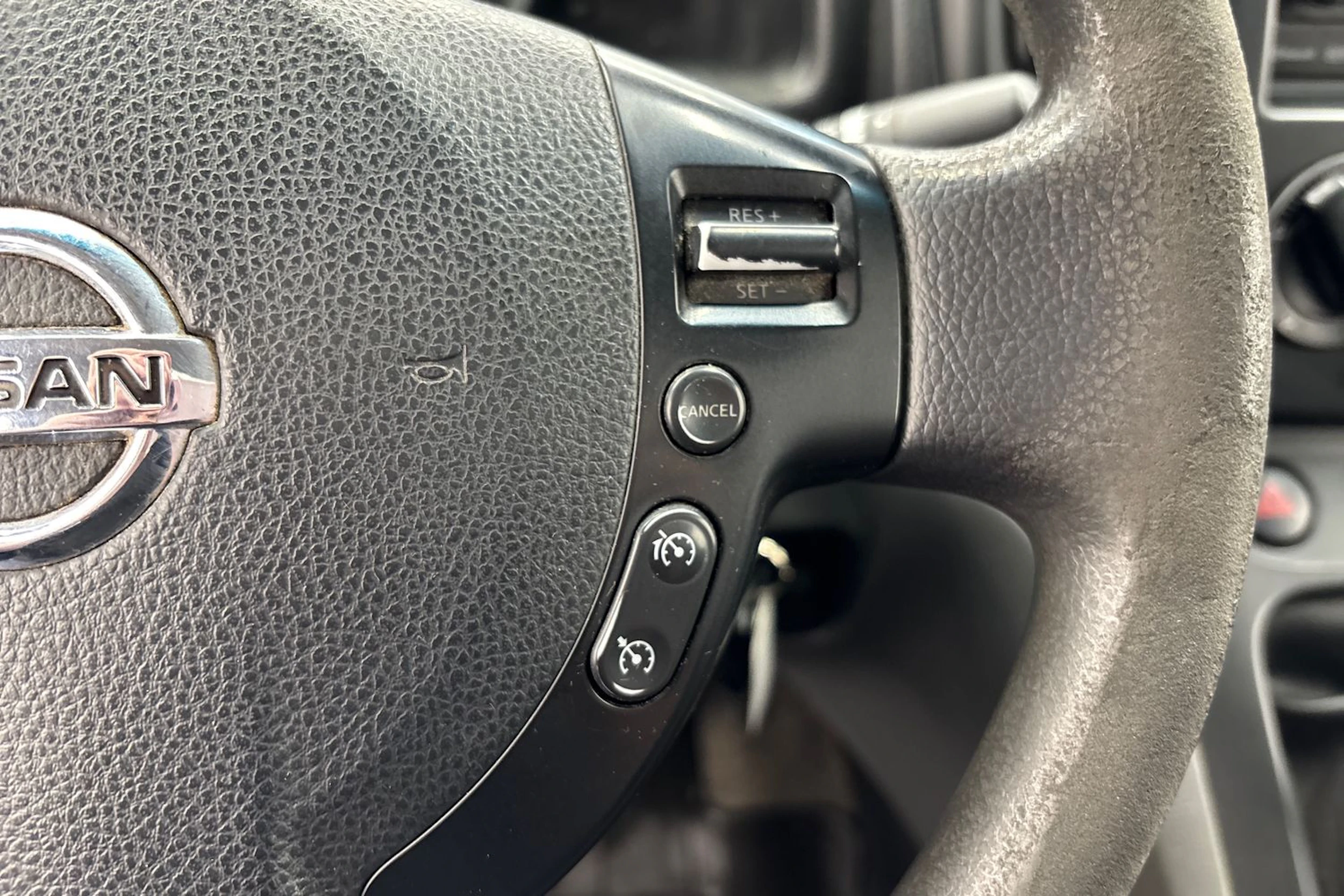 harmaa Nissan NV200 2015 kuva 12.