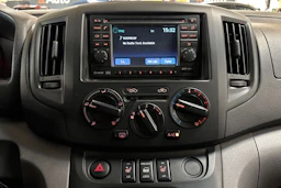 valkoinen Nissan NV200 2017 kuva 21.