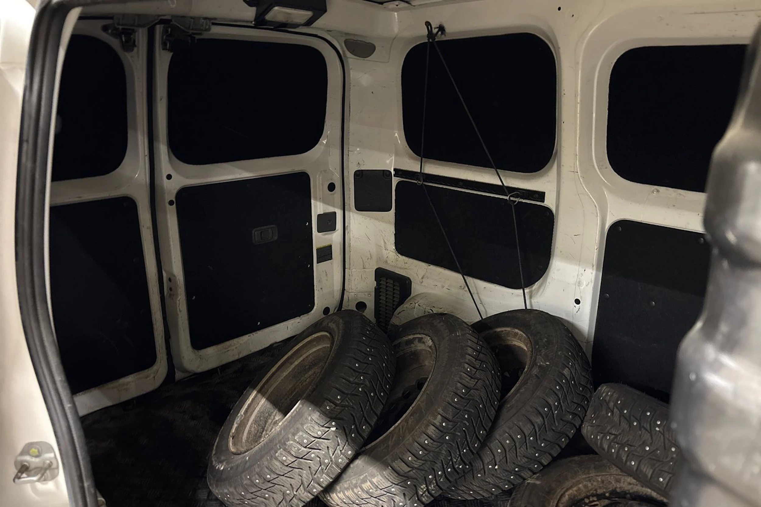 valkoinen Nissan NV200 2017 kuva 22.