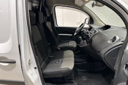 valkoinen Nissan NV250 2020 kuva 21.