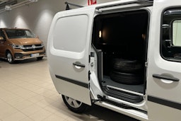 valkoinen Nissan NV250 2020 kuva 22.