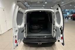 valkoinen Nissan NV250 2020 kuva 26.