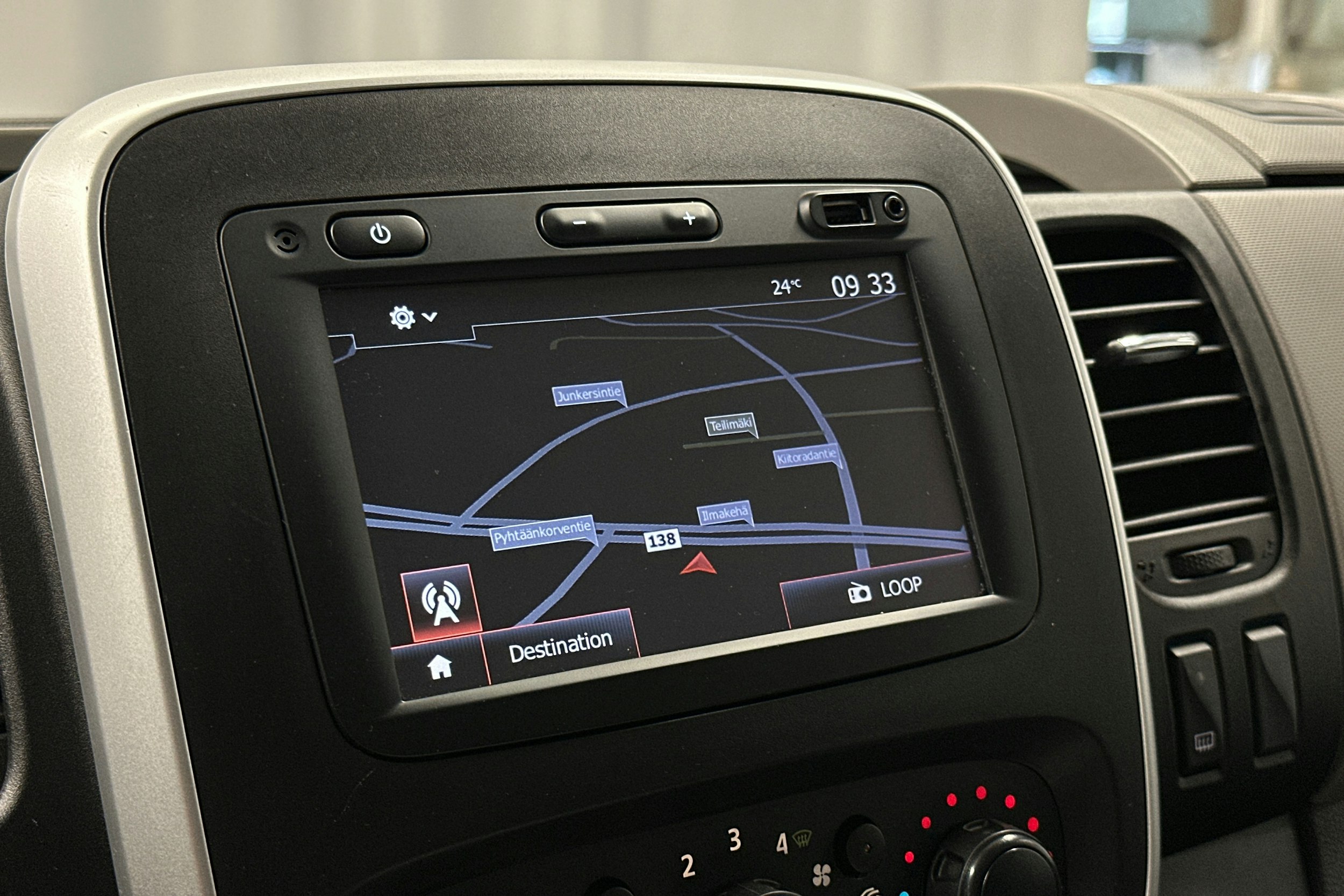 valkoinen Nissan NV300 2019 kuva 20.
