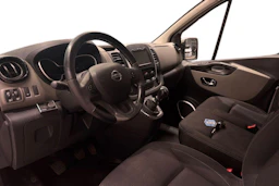 Valkoinen Nissan NV300 2019 kuva 3.
