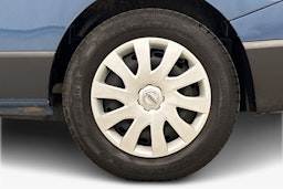 sininen Nissan NV300 2019 kuva 11.