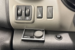 sininen Nissan NV300 2019 kuva 17.