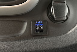 sininen Nissan NV300 2019 kuva 24.