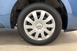 Sininen Nissan NV300 2019 kuva 10.