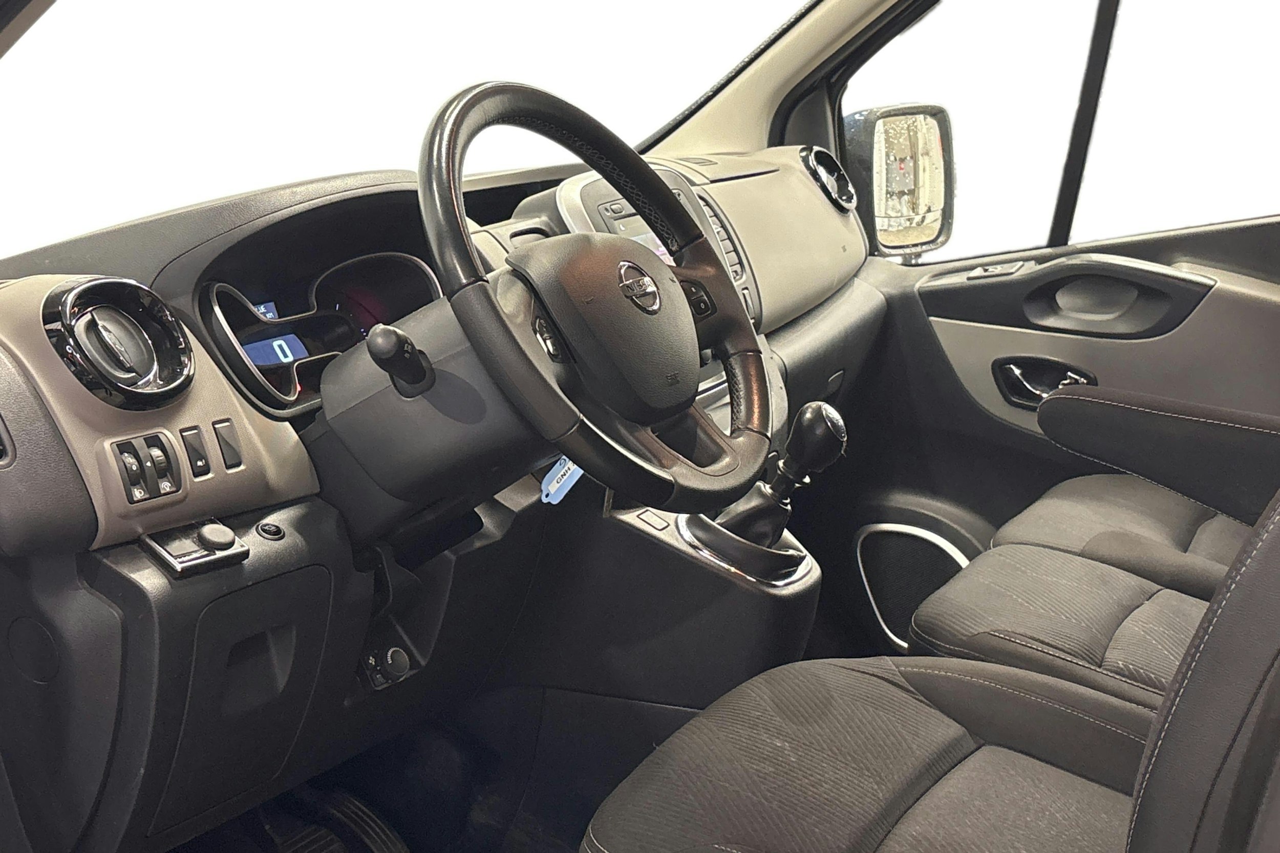 sininen Nissan NV300 2019 kuva 3.