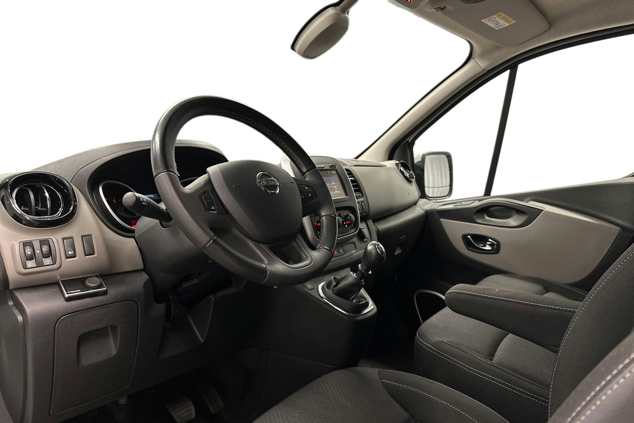 valkoinen Nissan NV300 2019 kuva 6.