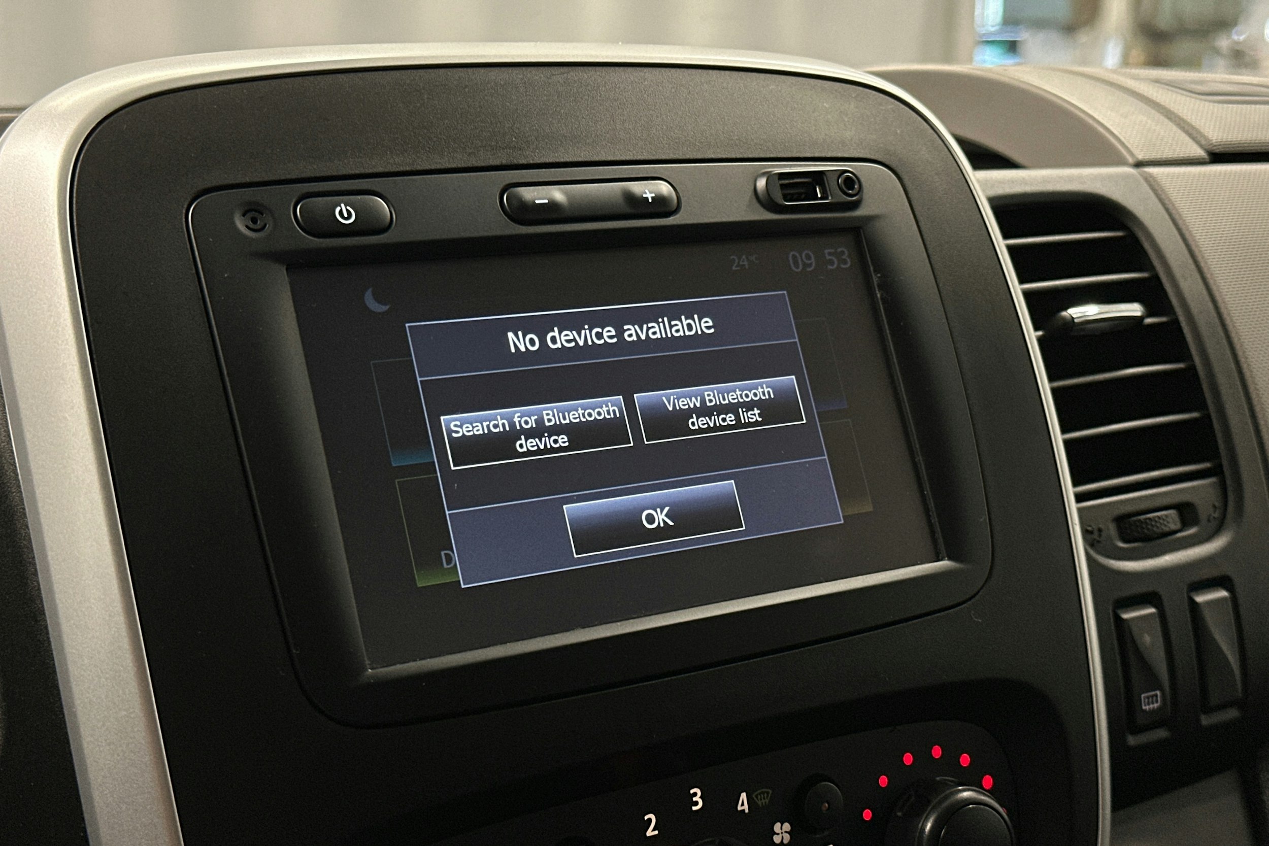 valkoinen Nissan NV300 2019 kuva 18.