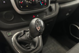 valkoinen Nissan NV300 2019 kuva 22.