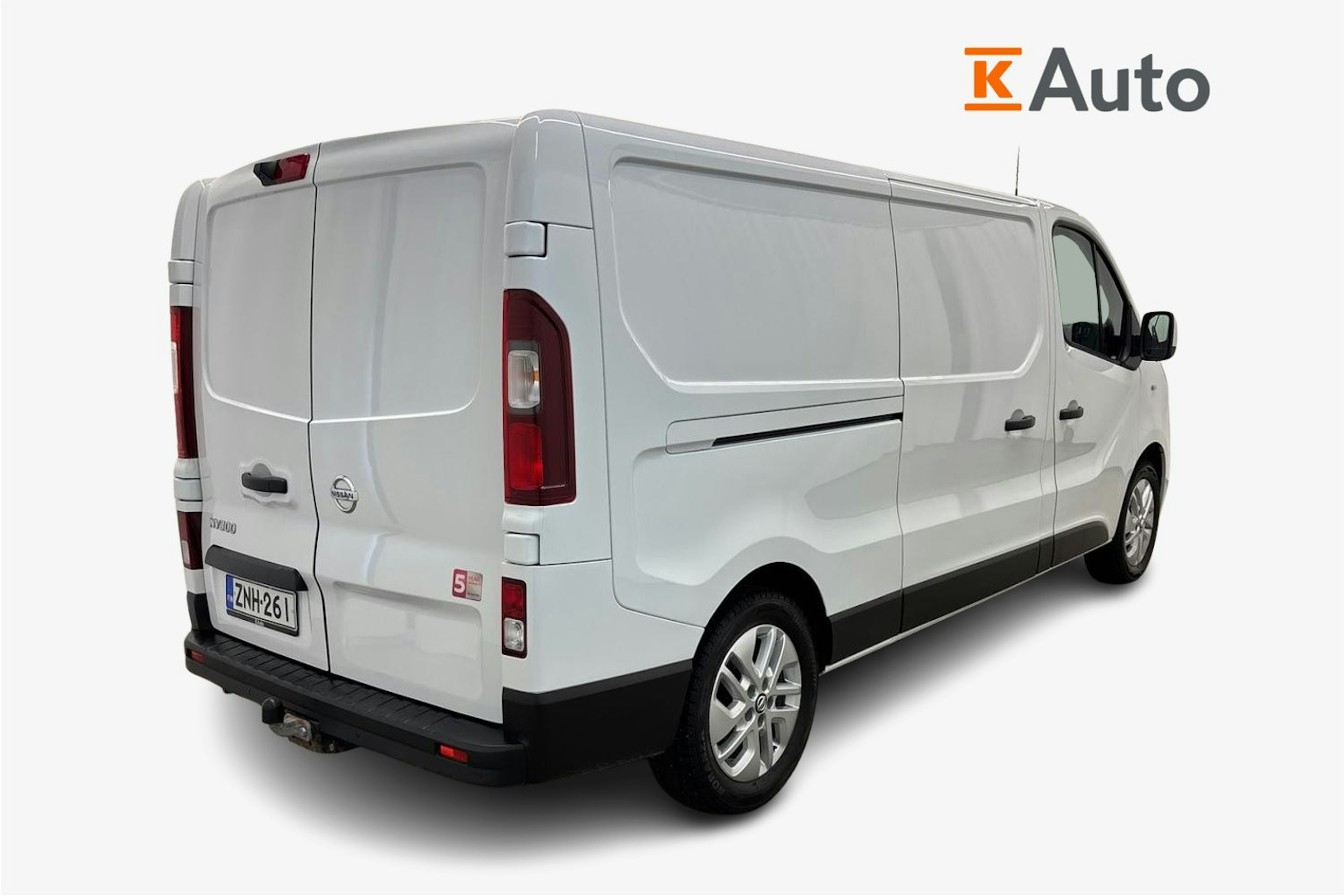 valkoinen Nissan NV300 2020 kuva 2.