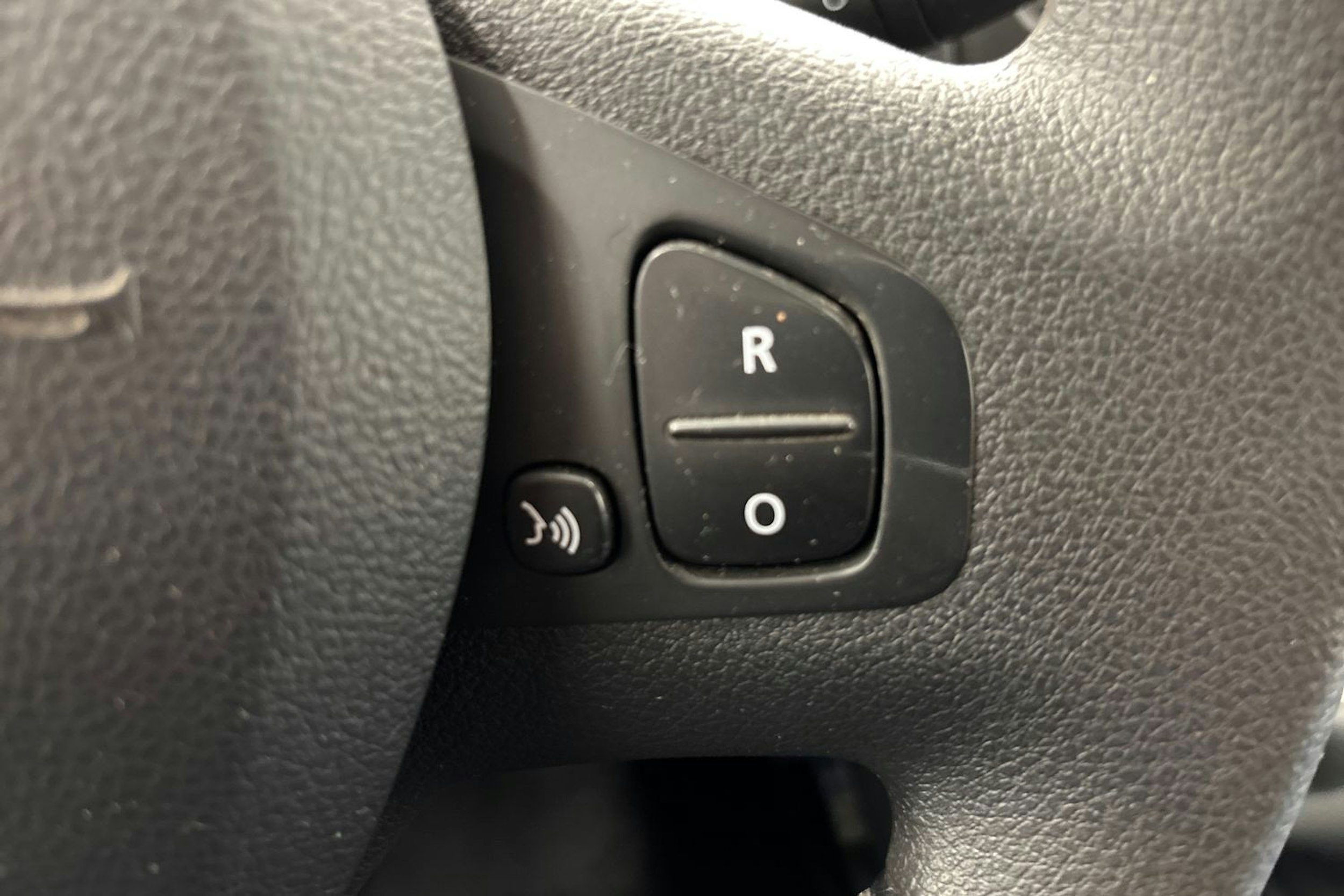 valkoinen Nissan NV300 2020 kuva 23.