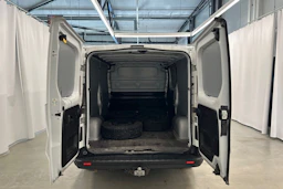 valkoinen Nissan NV300 2021 kuva 25.