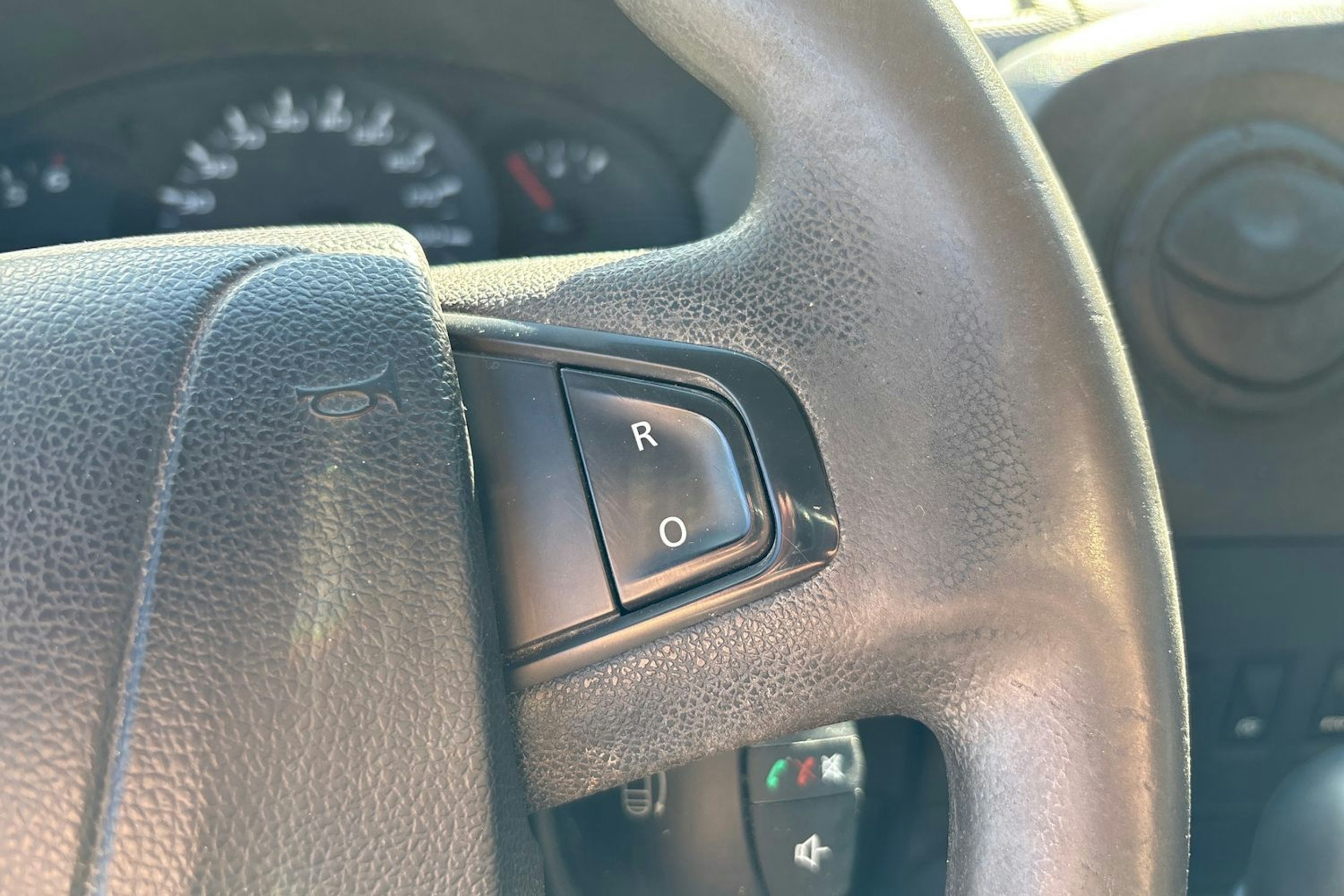 Musta Nissan NV400 2015 kuva 18.