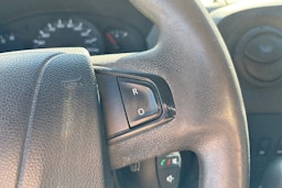 Musta Nissan NV400 2015 kuva 18.