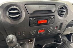 harmaa Nissan NV400 2016 kuva 11.