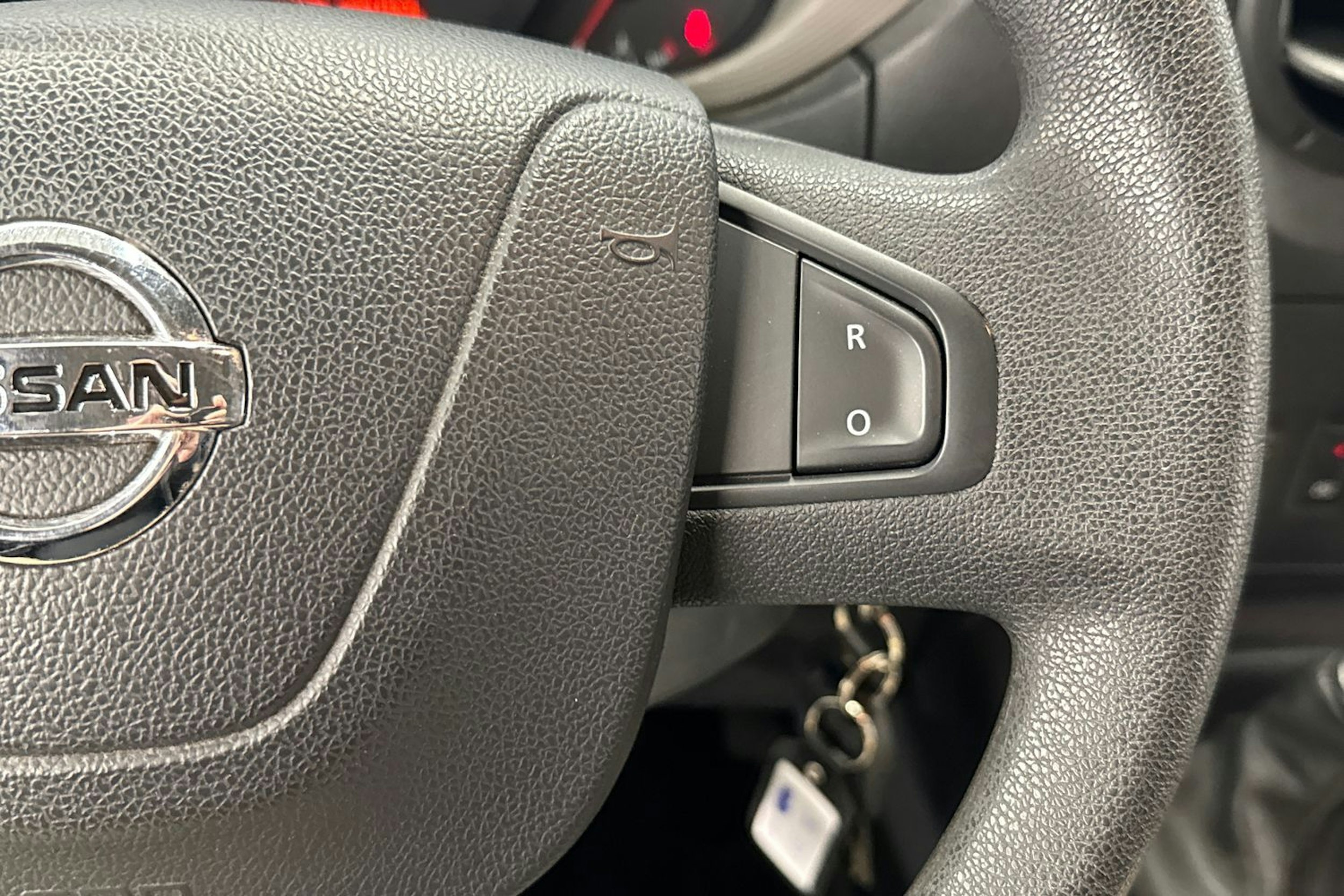 harmaa Nissan NV400 2016 kuva 17.