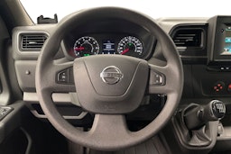 musta Nissan NV400 2021 kuva 9.
