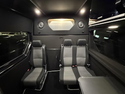 musta Nissan NV400 2021 kuva 14.