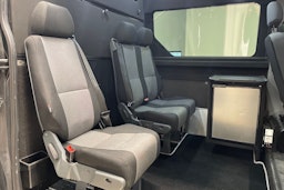 musta Nissan NV400 2021 kuva 15.