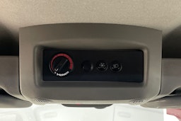 musta Nissan NV400 2021 kuva 18.