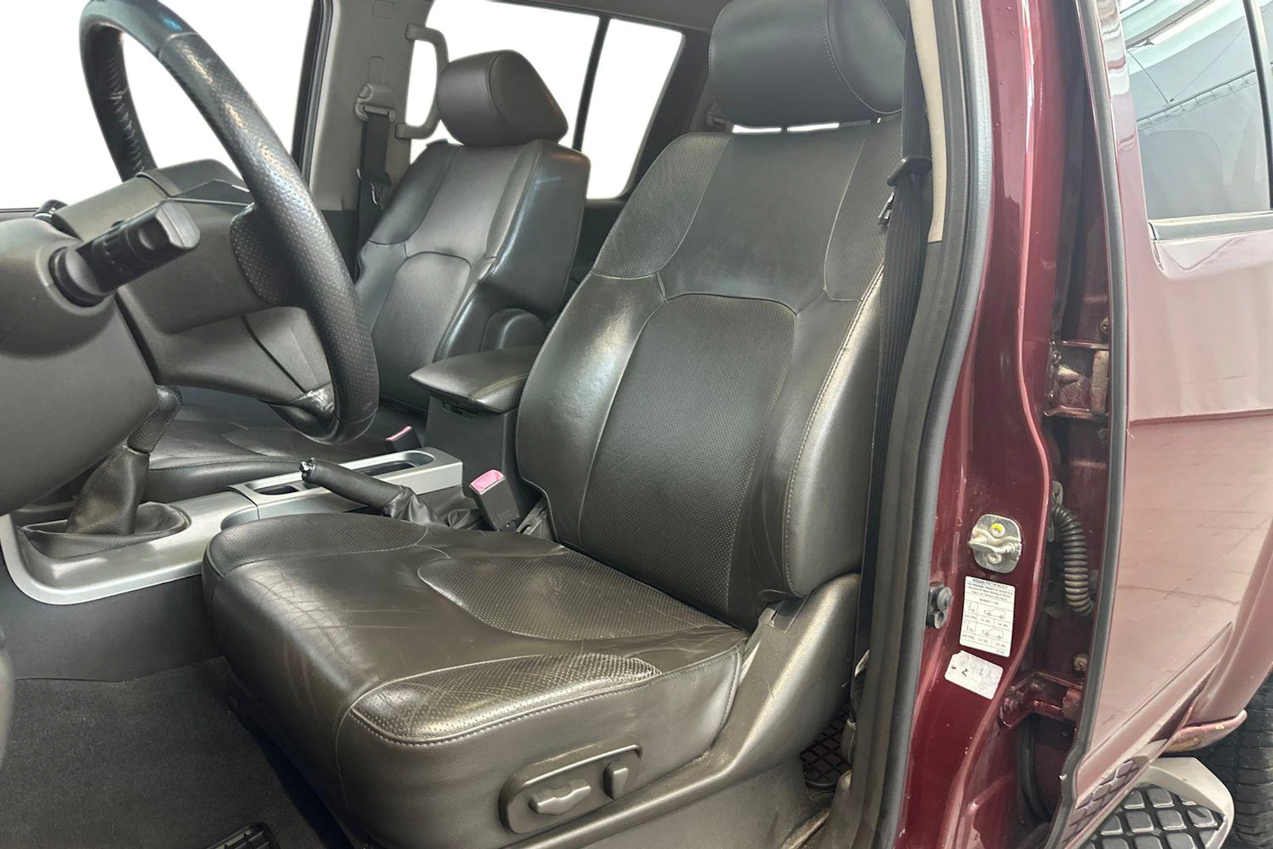 punainen Nissan Pathfinder 2007 kuva 7.