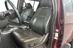 punainen Nissan Pathfinder 2007 kuva 7.