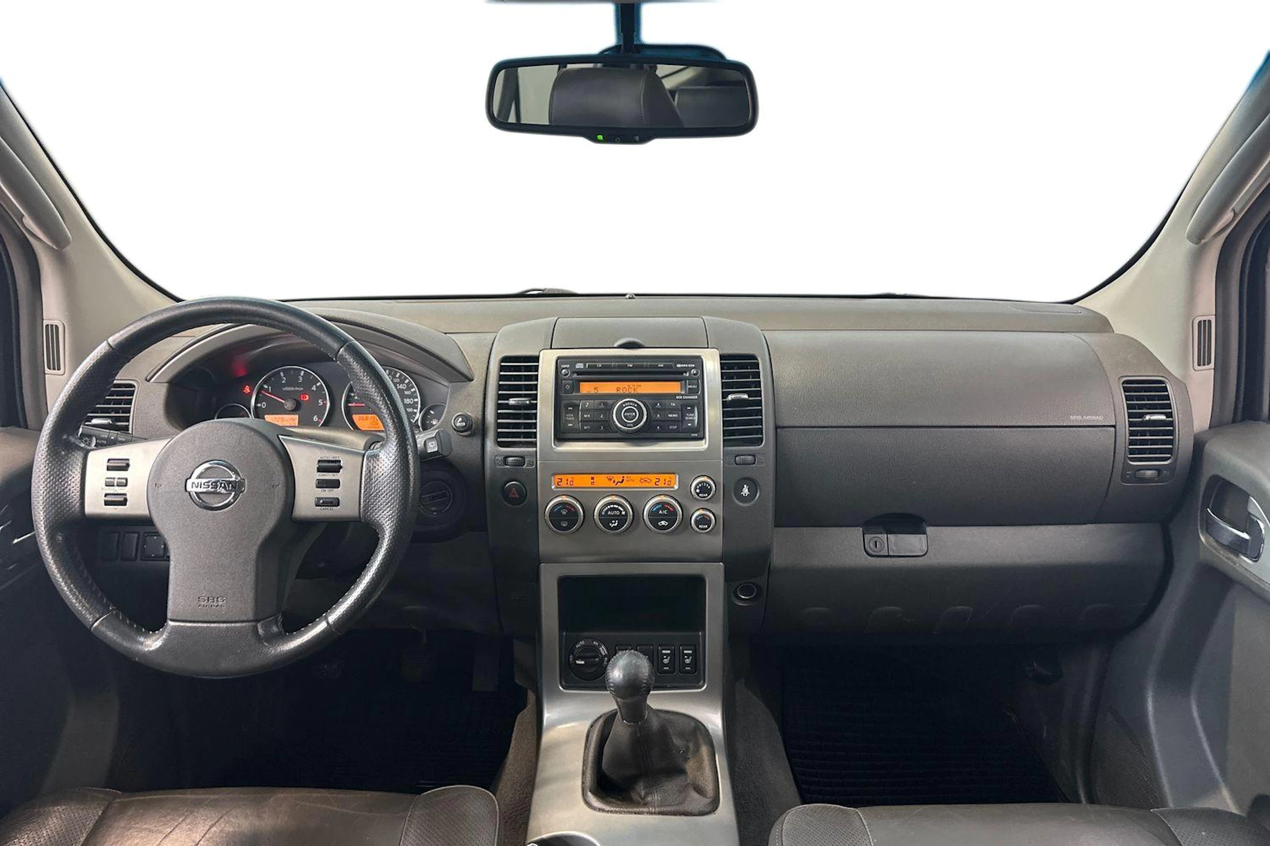 punainen Nissan Pathfinder 2007 kuva 9.