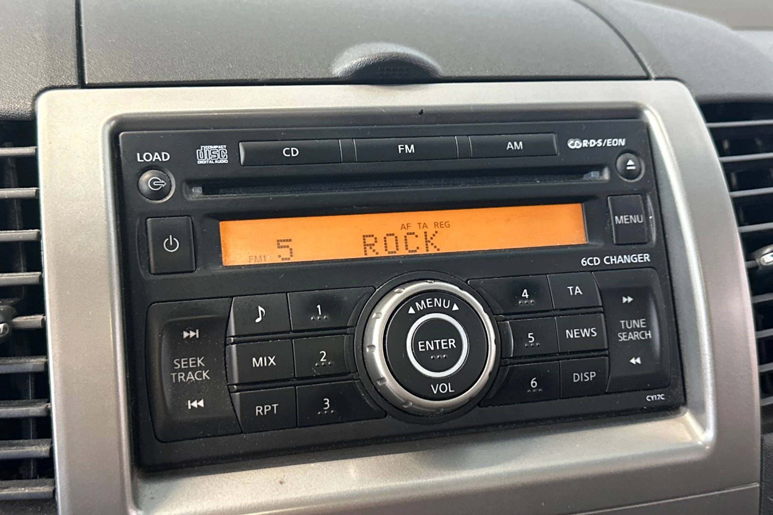punainen Nissan Pathfinder 2007 kuva 24.