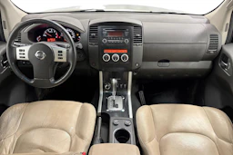 harmaa Nissan Pathfinder 2013 kuva 7.