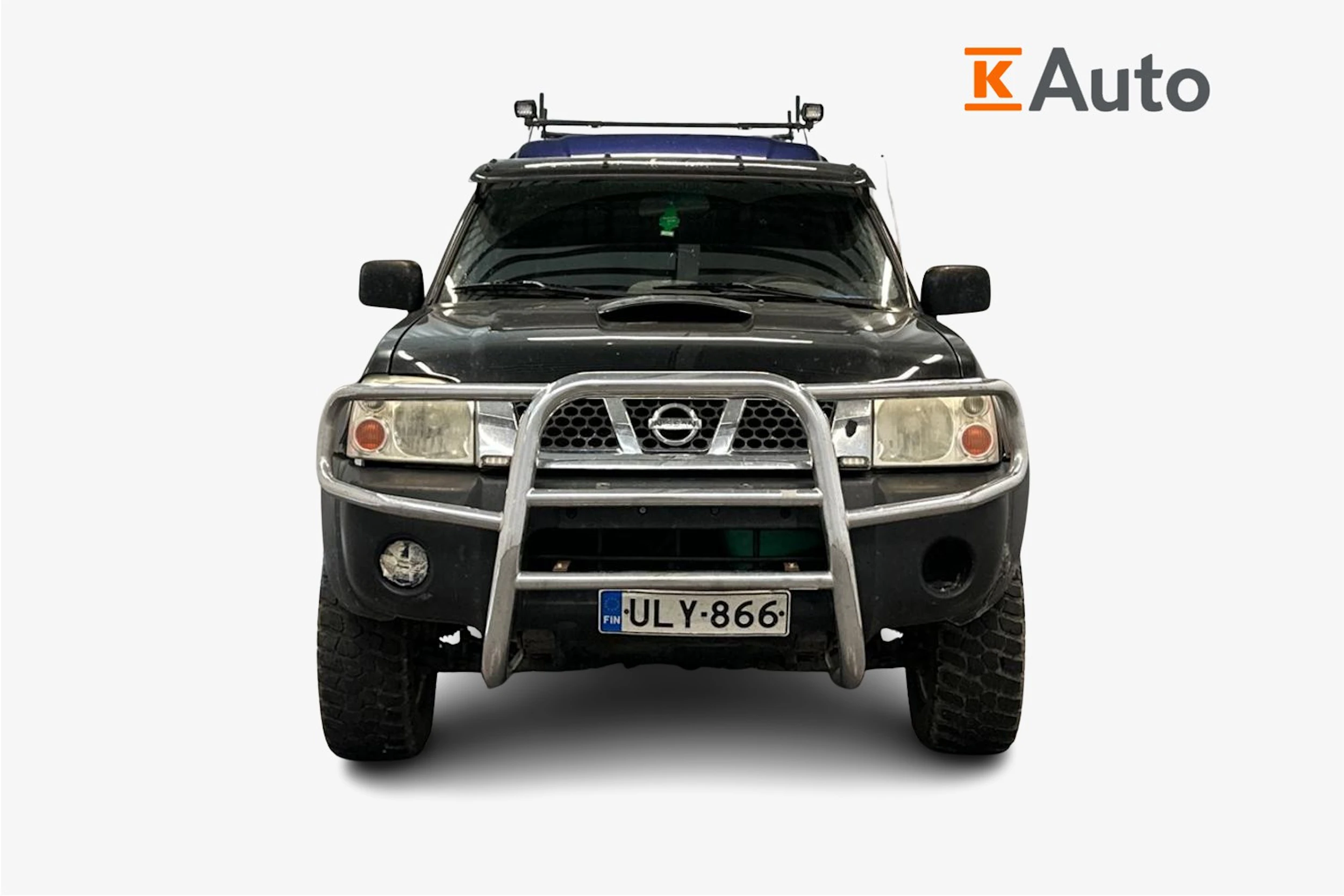musta Nissan Pick-up 2005 kuva 2.