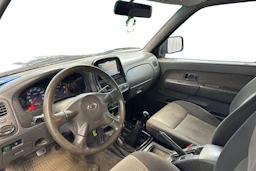musta Nissan Pick-up 2005 kuva 9.