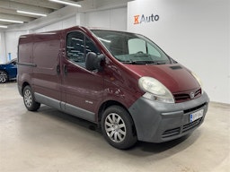 punainen Nissan Primastar 2005 kuva 1.