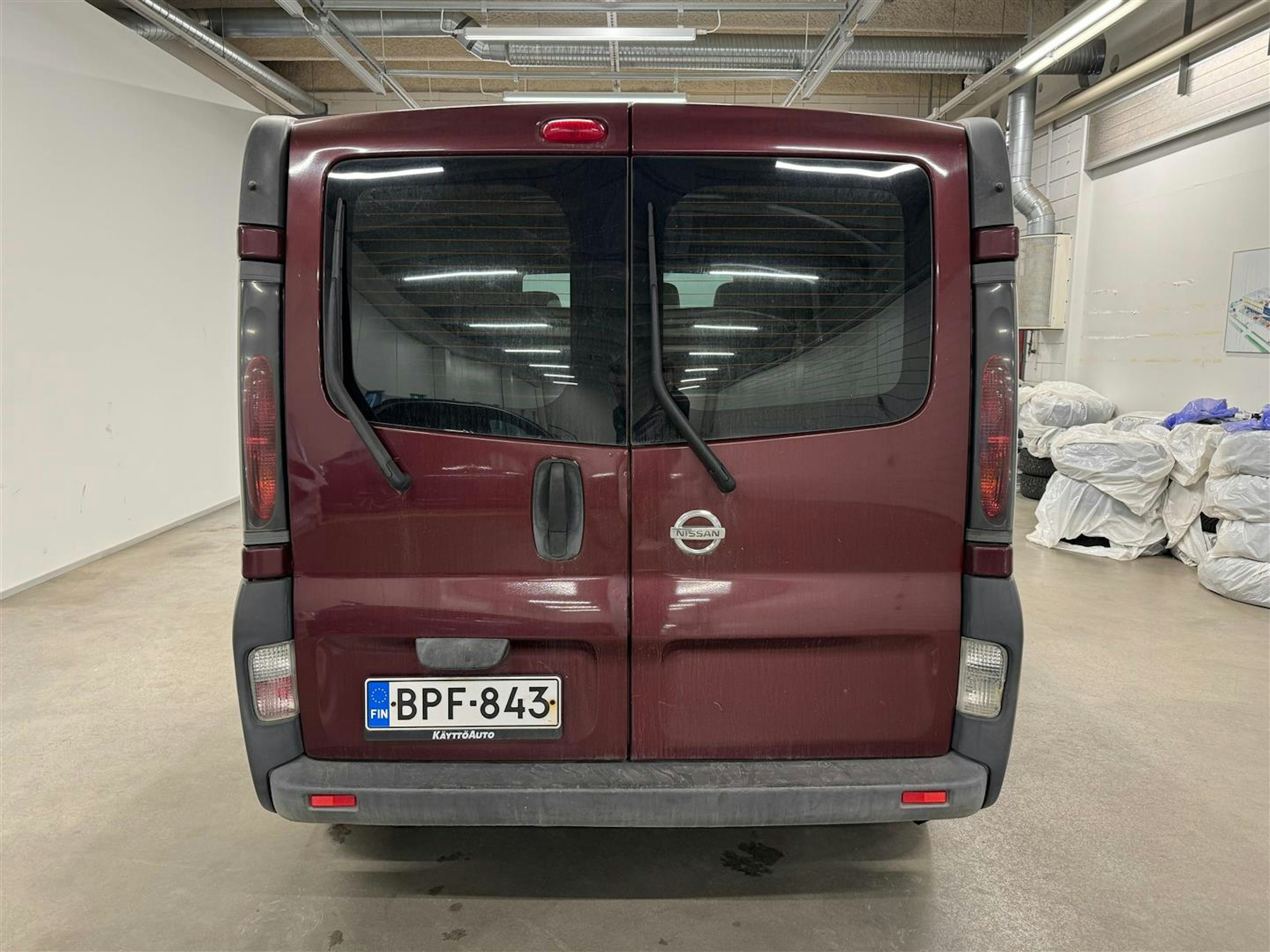 punainen Nissan Primastar 2005 kuva 6.