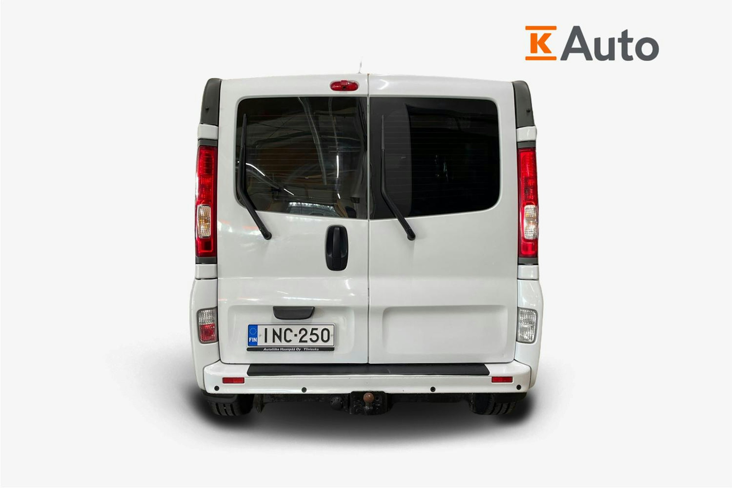 valkoinen Nissan Primastar 2014 kuva 3.