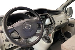 valkoinen Nissan Primastar 2014 kuva 9.