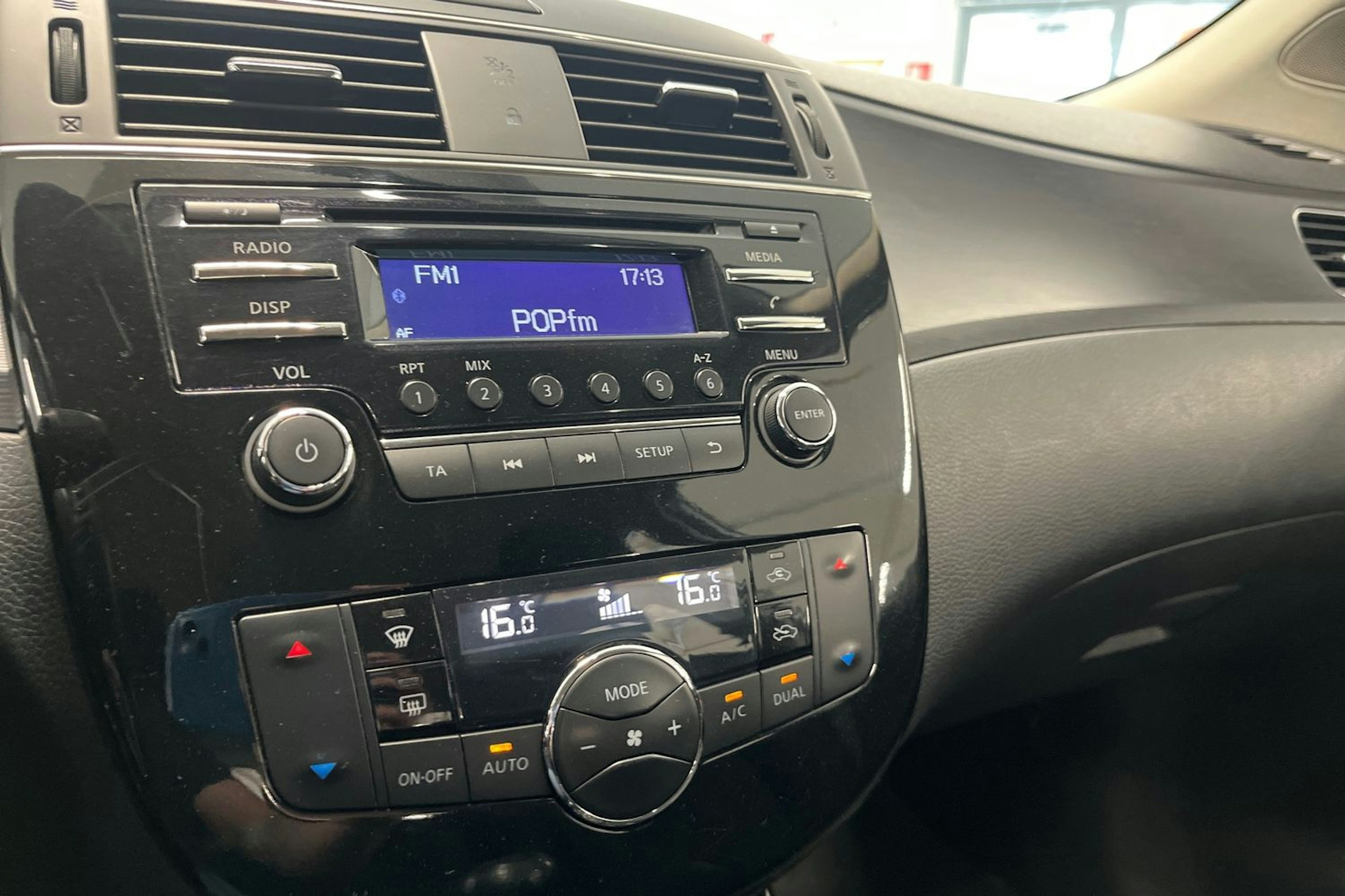 hopea Nissan Pulsar 2015 kuva 14.