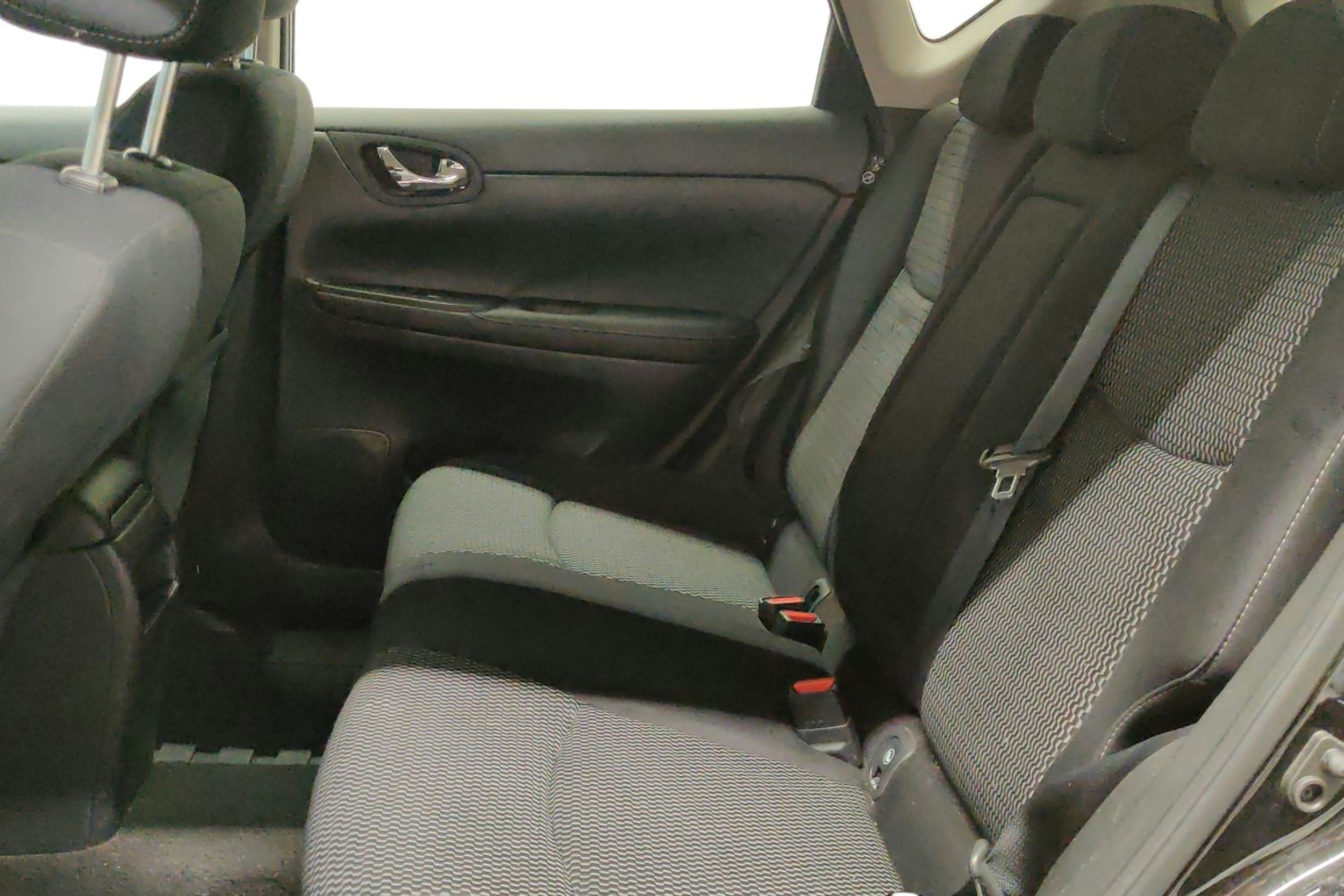 musta Nissan Pulsar 2016 kuva 10.