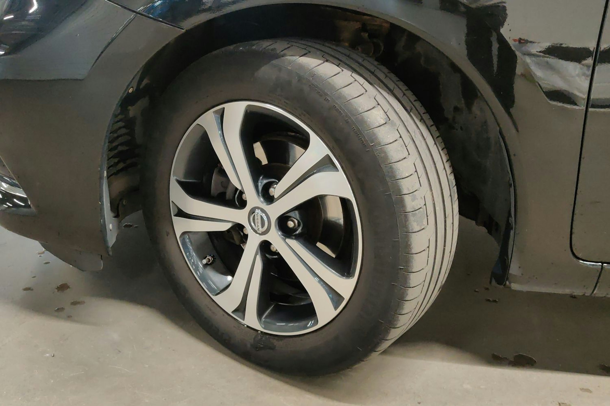 musta Nissan Pulsar 2016 kuva 13.