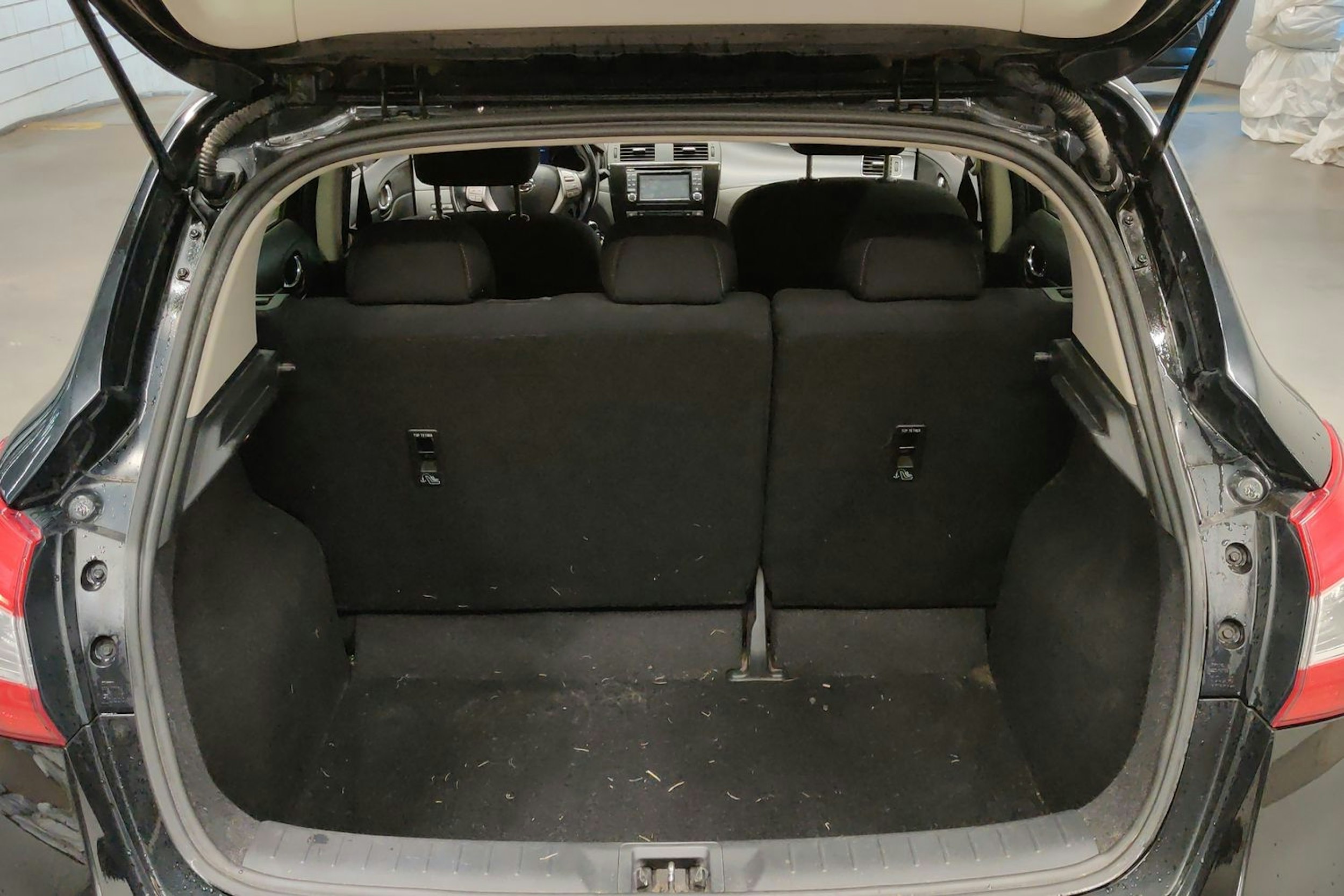 musta Nissan Pulsar 2016 kuva 24.