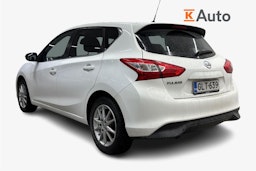 valkoinen Nissan Pulsar 2017 kuva 2.