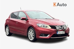 punainen Nissan Pulsar 2018 kuva 1.