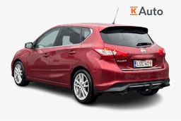 punainen Nissan Pulsar 2018 kuva 2.