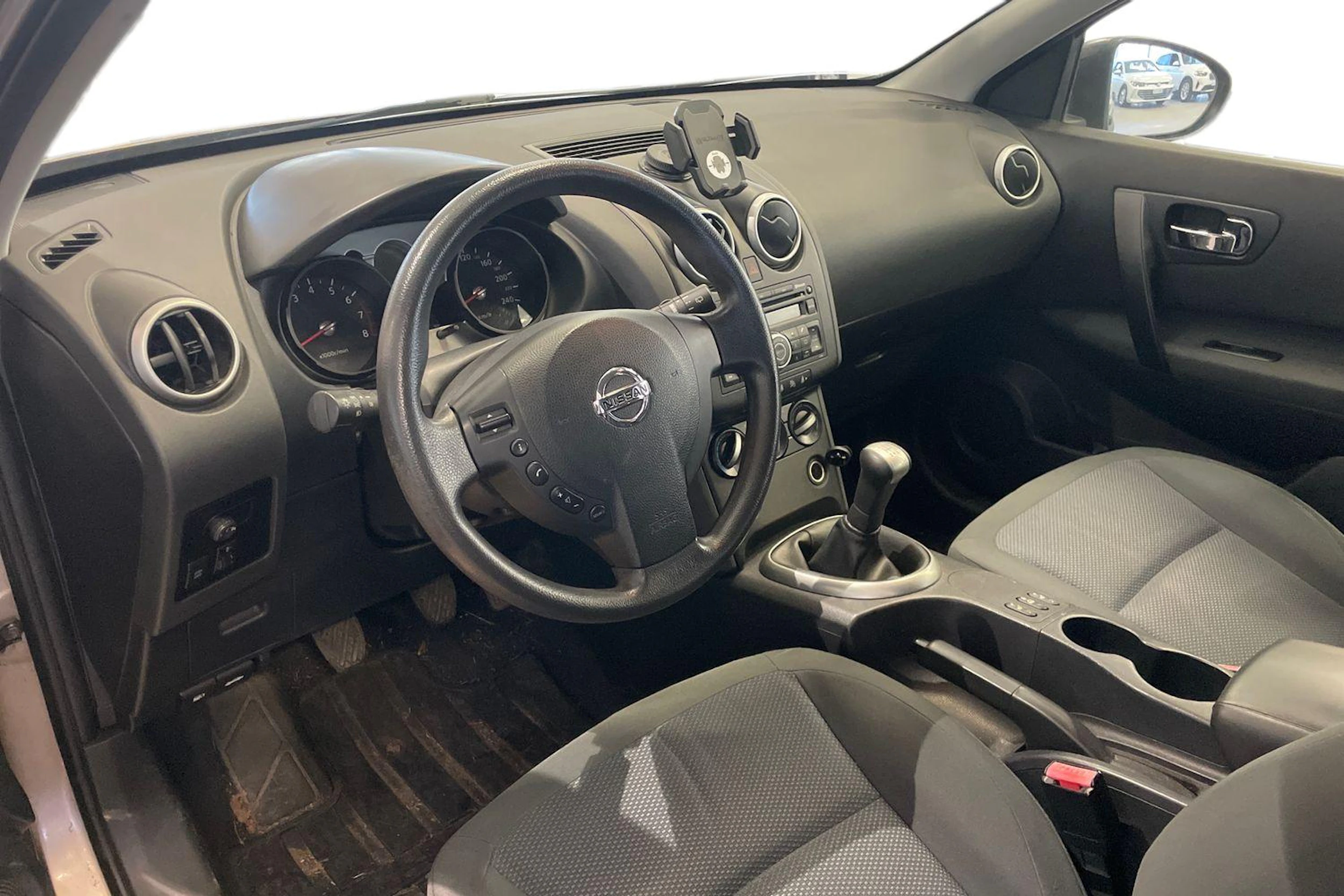 Ruskea (beige) Nissan Qashqai 2008 kuva 3.